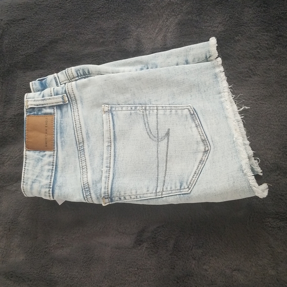 American eagle high rise shorties - Picture 3 of 4